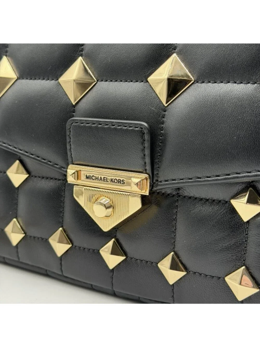 MICHAEL KORS SoHo studded leather extra large quilted convertible crossbody bag